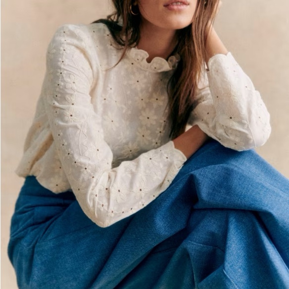 NWT Sezane Eglantine Embroidered Blouse - Ecru